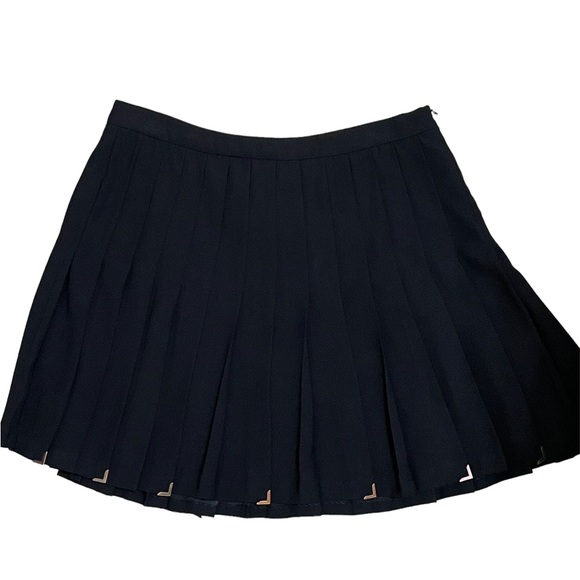 ZARA Rare Black Pleated Short Skirt Classic and Timeless Size 6